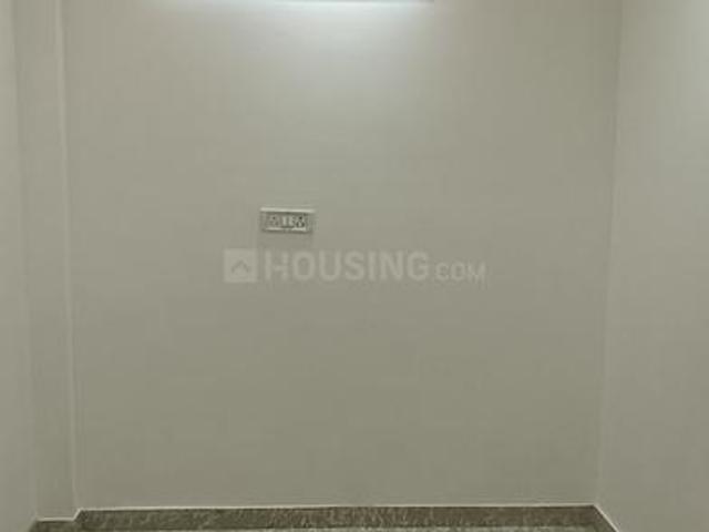 Flat for sale in North West Delhi, Deri