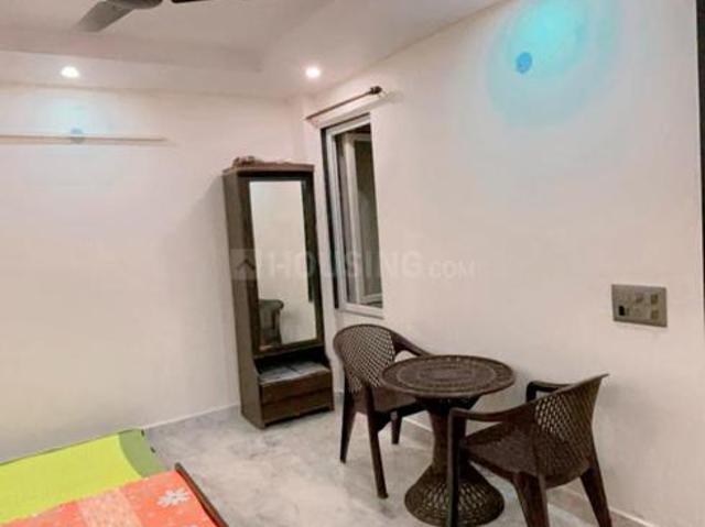 Flat for rent in Punjabi Bagh, Delhi