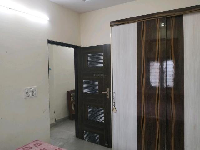 Flat for rent in North West Delhi, Deri