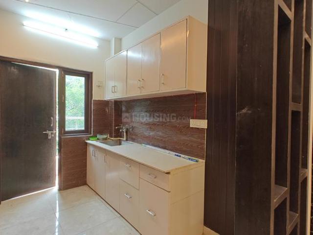 Flat for rent in North West Delhi, Deri