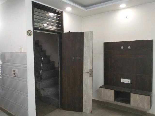 Flat for rent in North Delhi, Deri