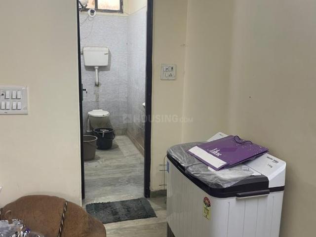 Flat for rent in North West Delhi, Deri