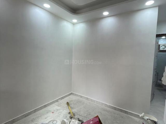 Flat for rent in Shalimar Bagh, Delhi