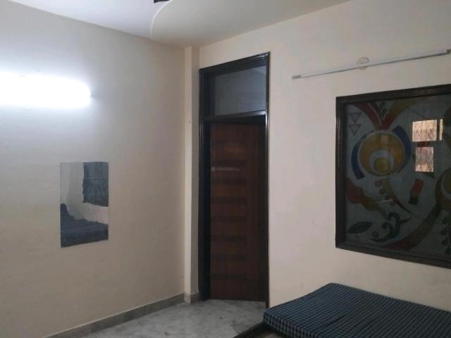 Flat for rent in North Delhi, Deri