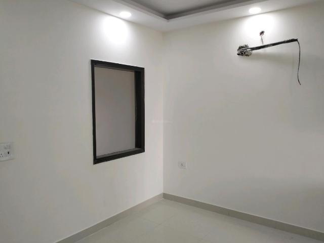 Flat for rent in North West Delhi, Deri