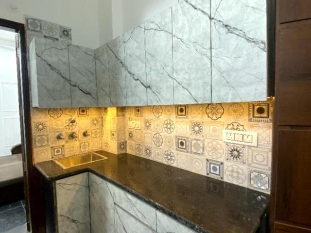 Flat for rent in North West Delhi, Deri