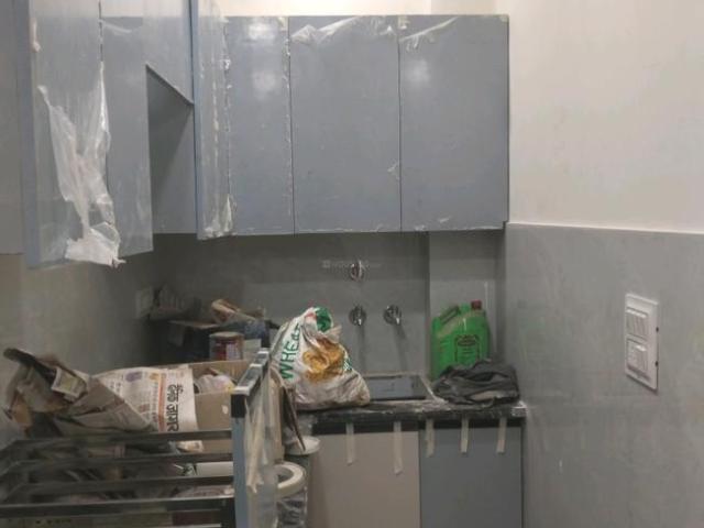 Flat for sale in North West Delhi, Deri