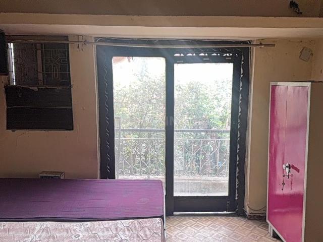 Flat for rent in South Delhi, Deri