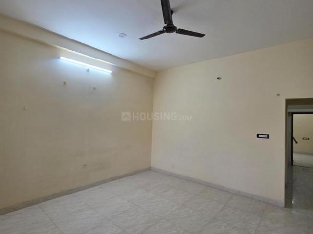 Flat for rent in Madya