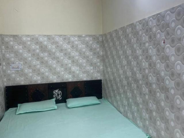 Flat for rent in West Delhi, Deri