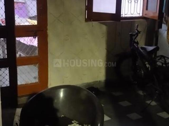 Flat for rent in Madya