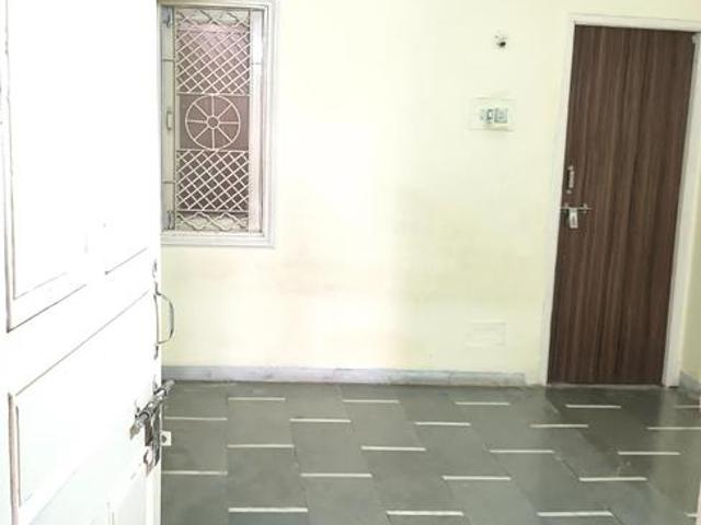 Flat for rent in Madya