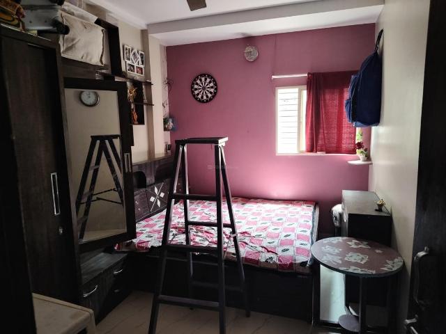 Flat for rent in Madya