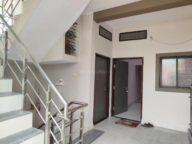 Flat for rent in Madya