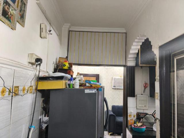 Flat for sale in West Delhi, Deri