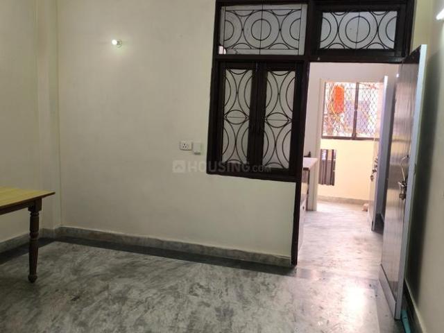 Flat for rent in West Delhi, Deri