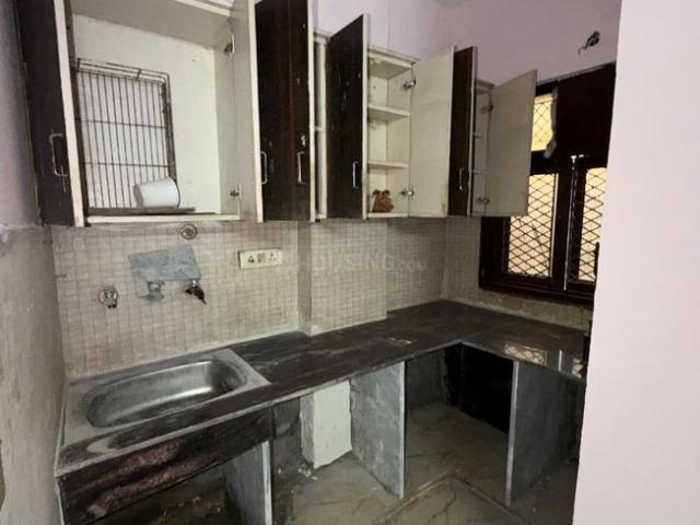 Flat for rent in West Delhi, Deri