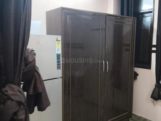 Flat for rent in West Delhi, Deri