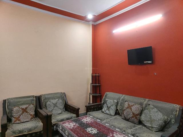 Flat for rent in Mohan Garden, Delhi