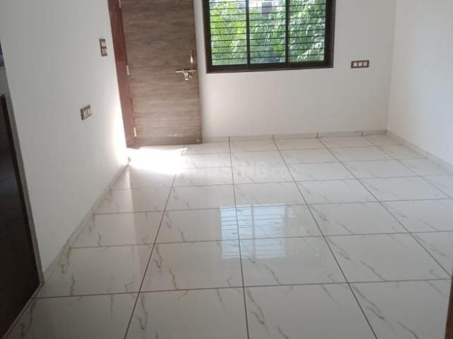 Flat for rent in Sarkhej, Gujarat