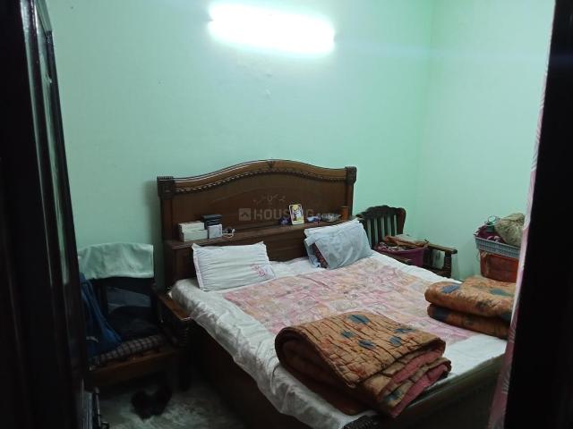 Flat for sale in West Delhi, Deri