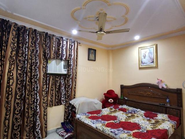 Flat for sale in West Delhi, Deri