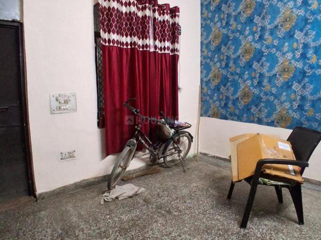 Flat for rent in South West Delhi, Deri