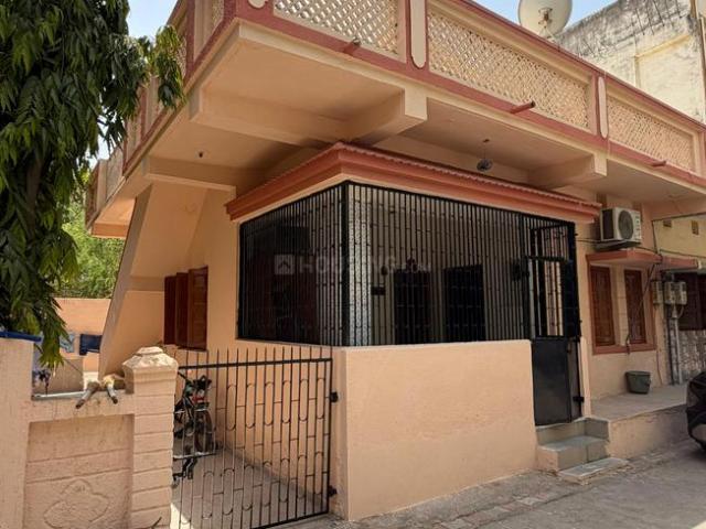 House for sale in Kankaria - Ahmedabad, Gujarat
