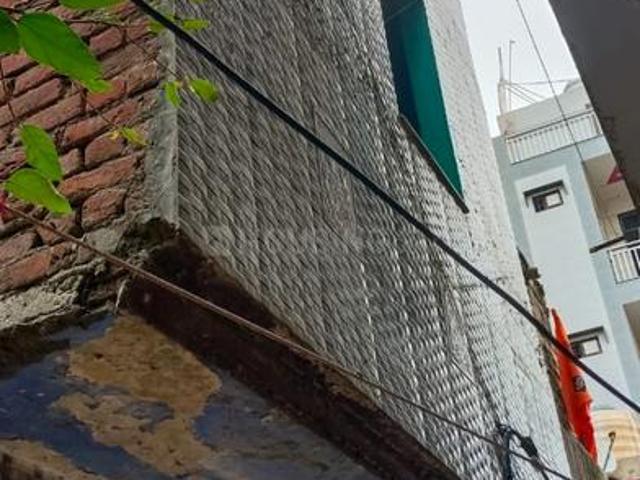 House for sale in Central Delhi, Deri