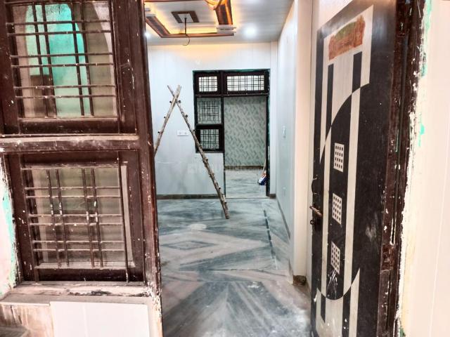 House for sale in Central Delhi, Deri