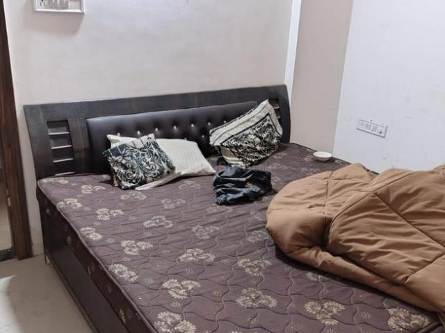 House for rent in Madya