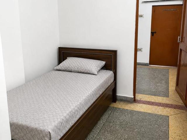 House for rent in Deri