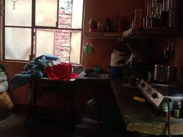 House for sale in North East Delhi, Deri