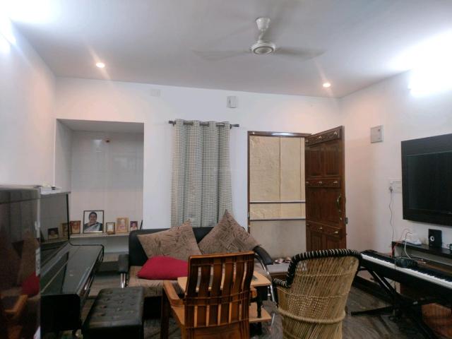 House for rent in Bangalore South, Cox Town - Bangalore