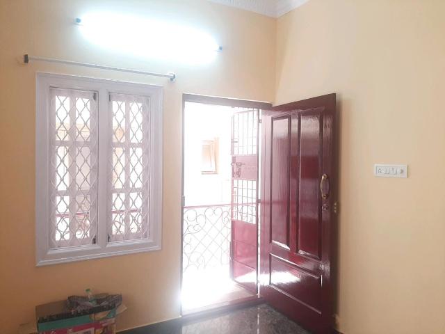 House for rent in Bangalore South, Cox Town - Bangalore