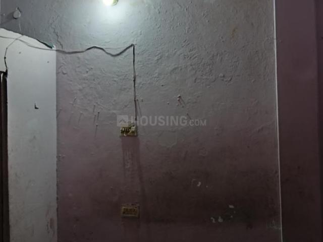House for rent in Central Delhi, Deri