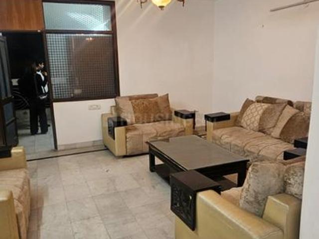 House for rent in Deri