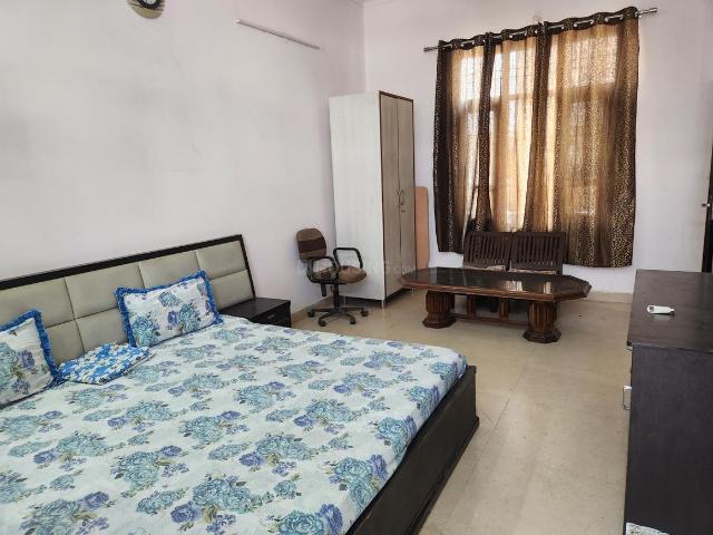 House for rent in Hariana