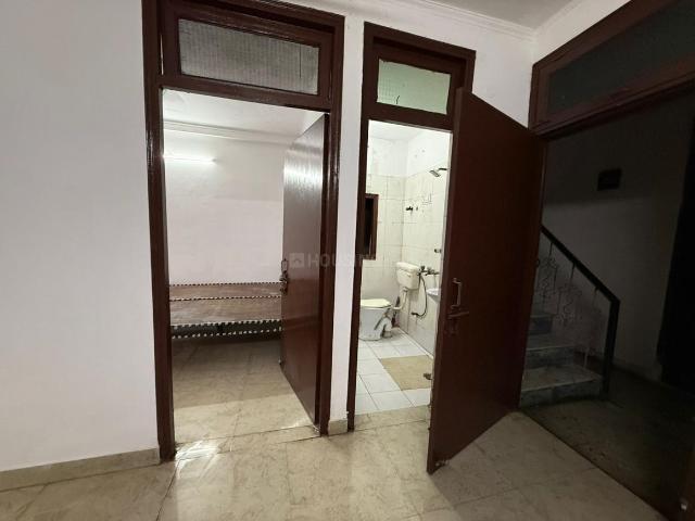 House for rent in East Delhi, Deri