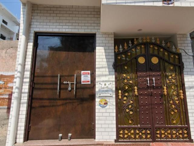House for rent in Hariana