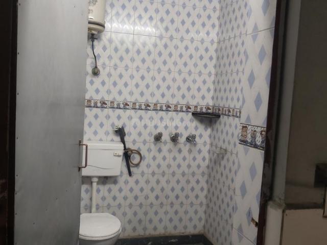 House for rent in West Delhi, Deri