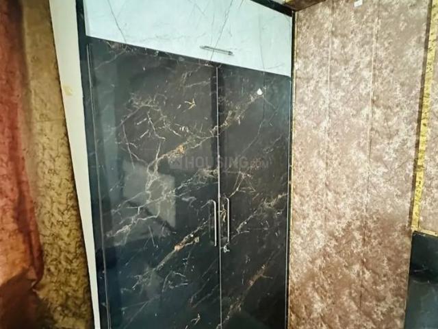 House for rent in Central Delhi, Deri