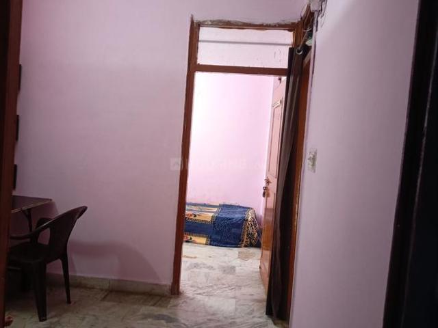 House for rent in Central Delhi, Deri