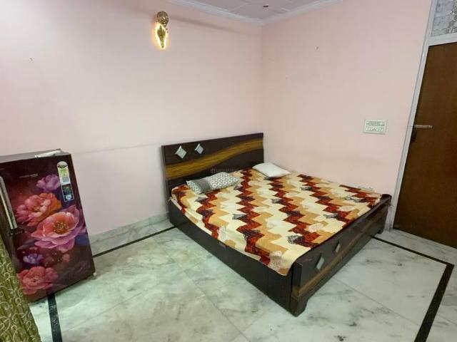 House for rent in West Delhi, Deri