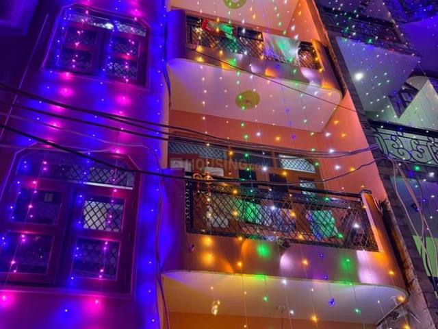 House for sale in Deri