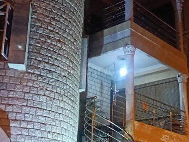 House for rent in Bangalore South, Cox Town - Bangalore