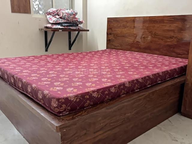 House for rent in Madya