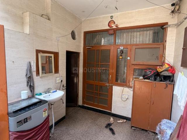 House for rent in Hariana