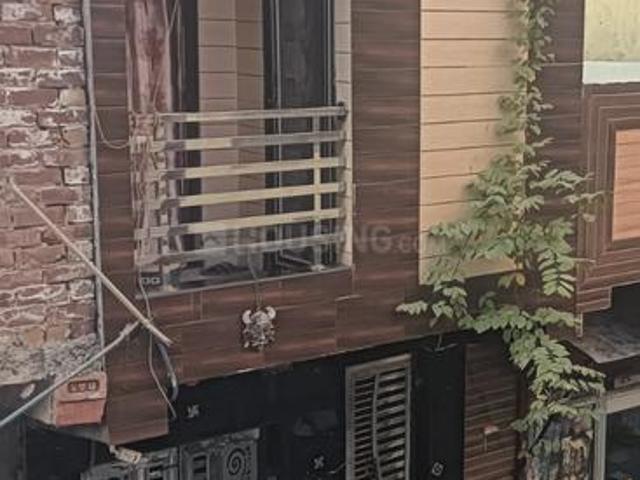 House for sale in North West Delhi, Deri