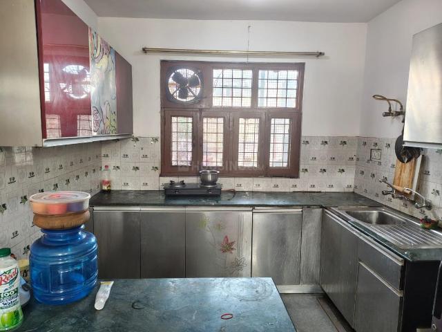 House for rent in Hariana